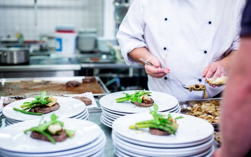 Choosing the Right Recruitment Agency for Your Chef Career